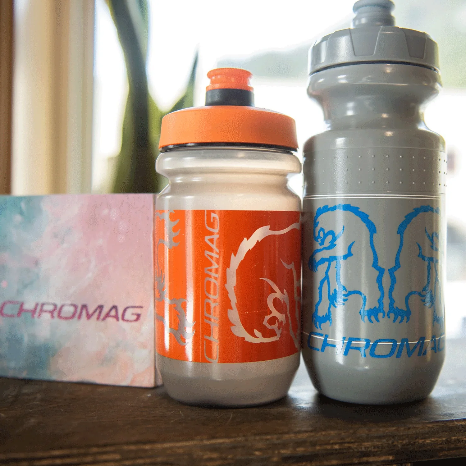 Chromag Bear Reflect 620mL Water Bottle Black/Green - Image 2