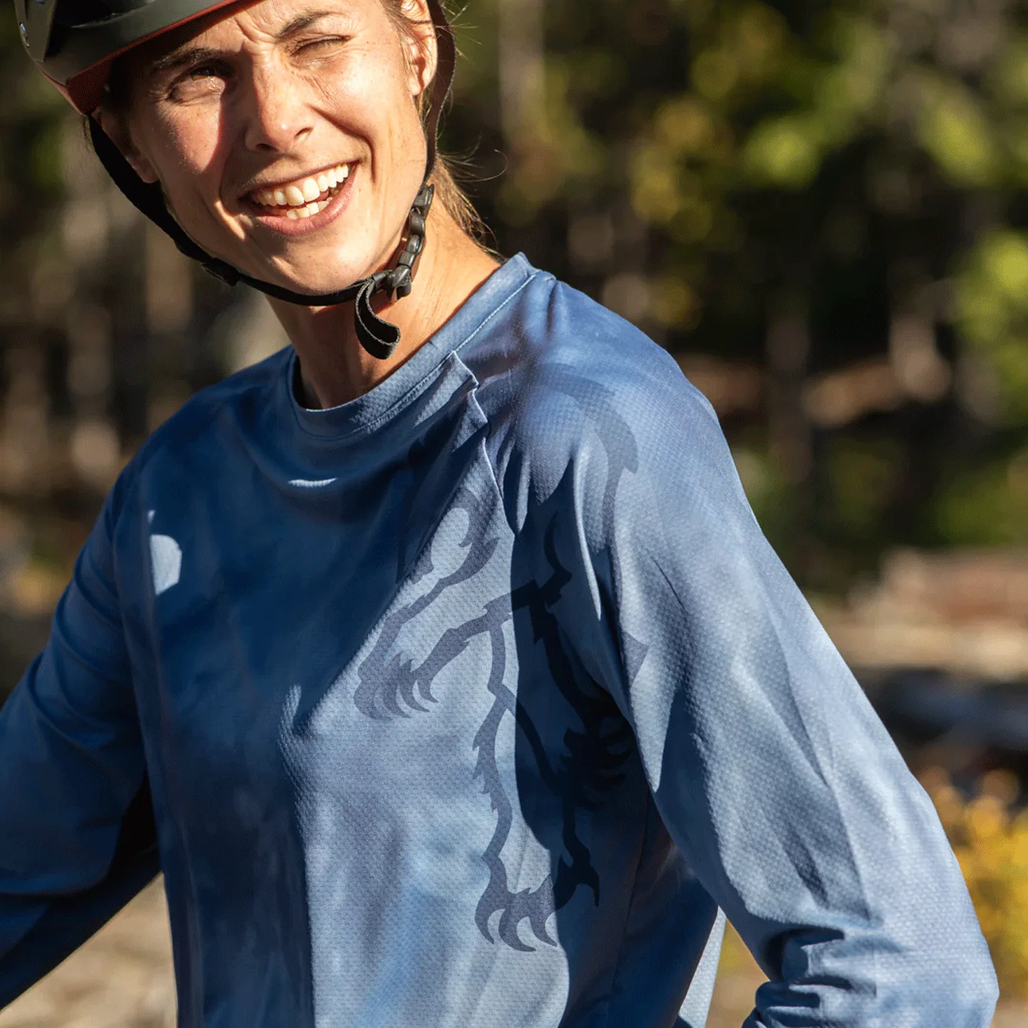 Chromag Women's Dominion Jersey Forestwash - Image 4