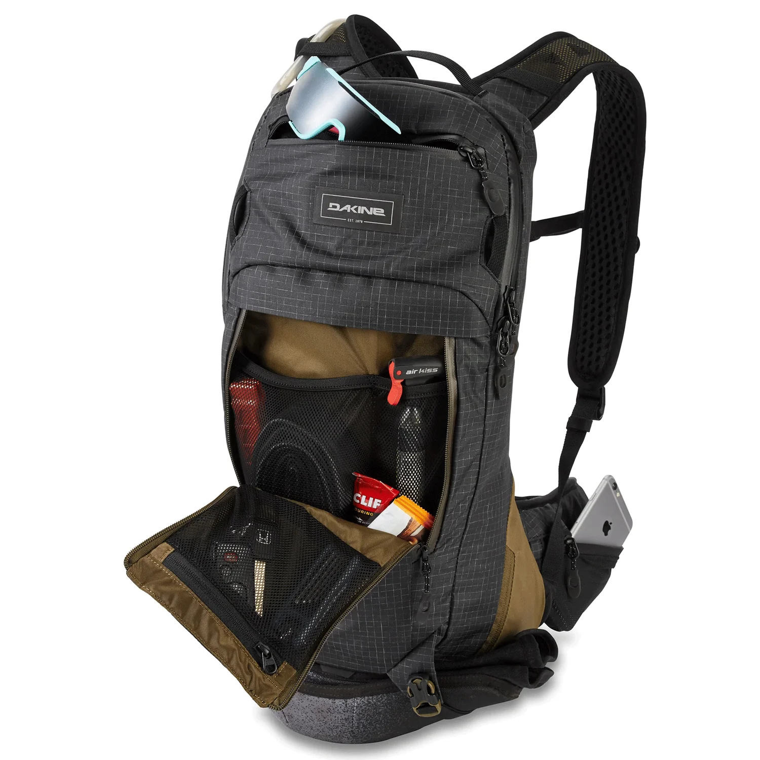 Dakine Men's Seeker 10L Pack Black/Moss - Image 3