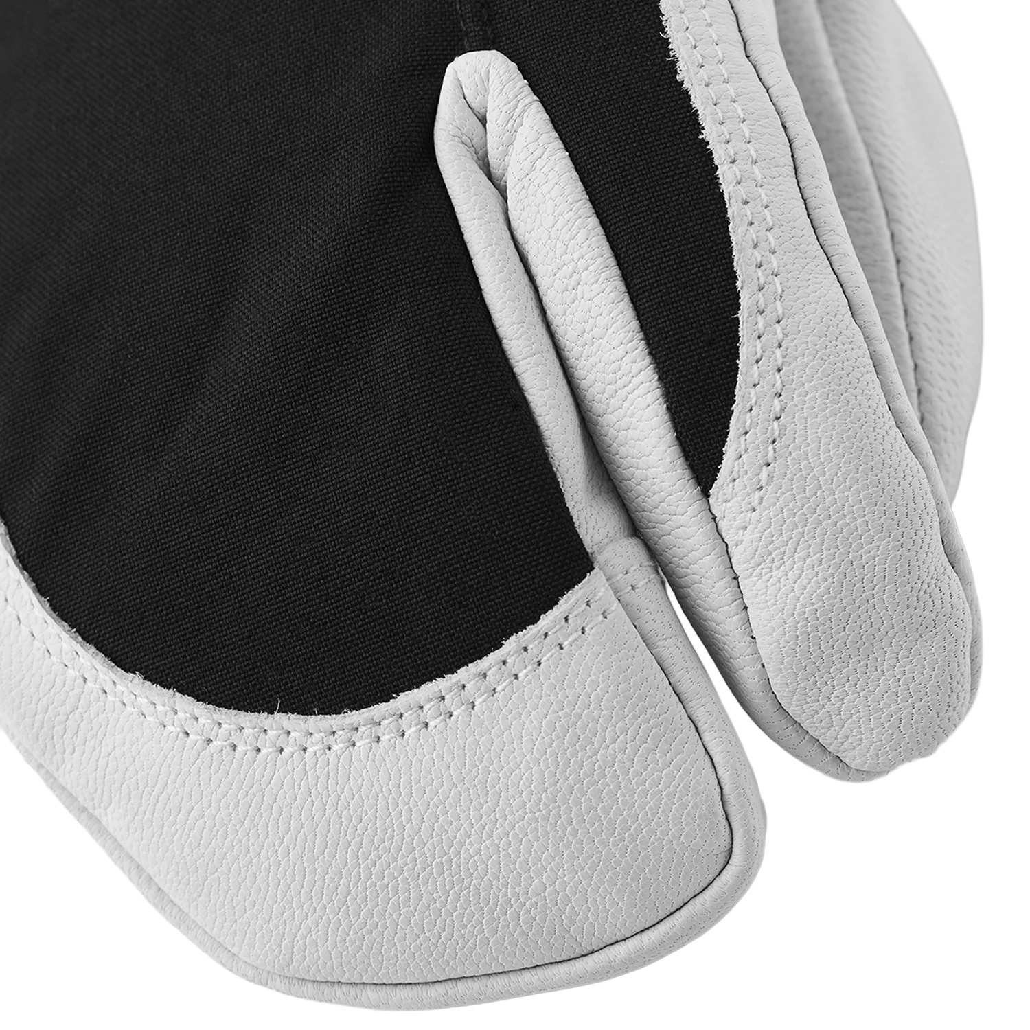 Hestra Women's Heli 3-Finger Mitt Black/Off White - Image 5