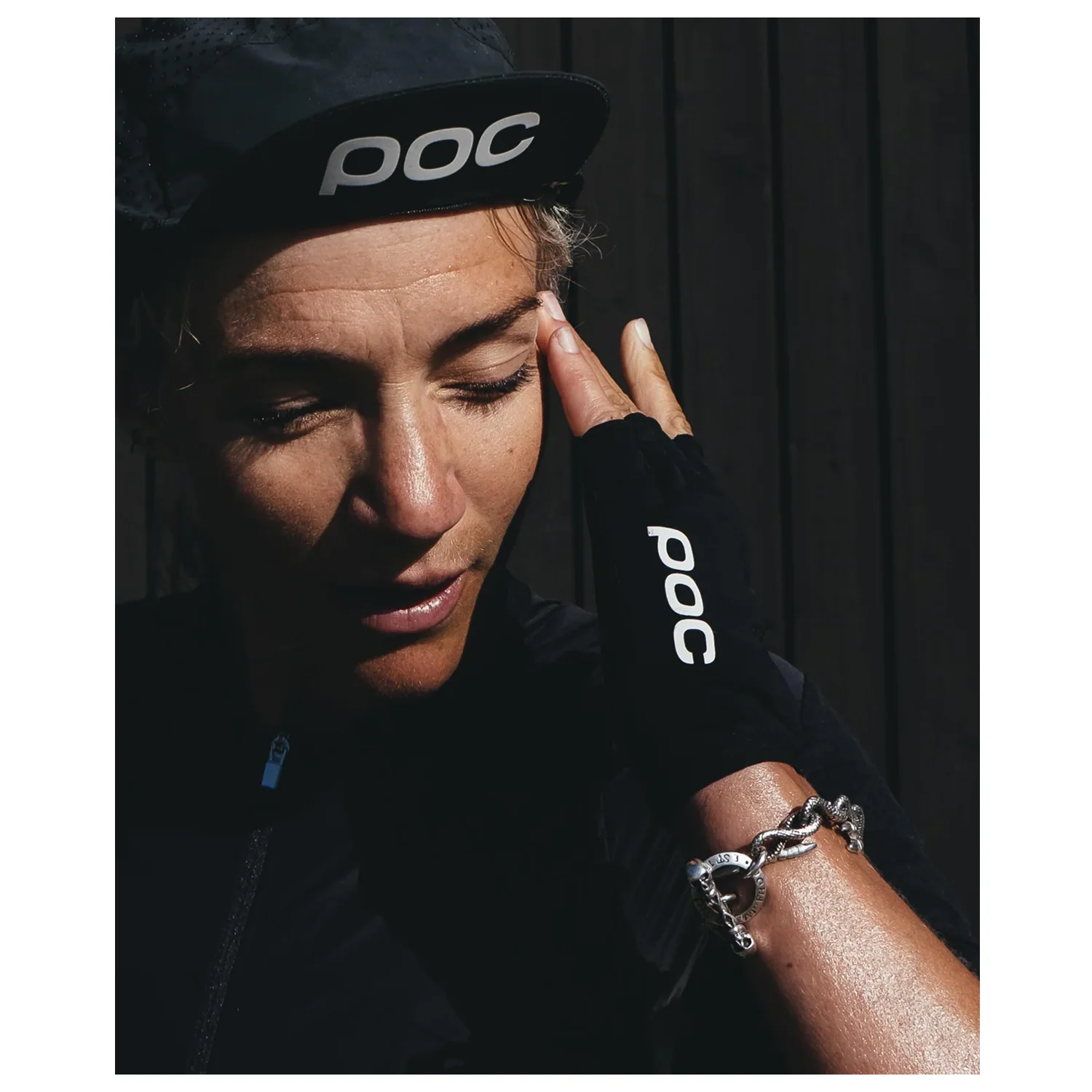 POC Essential Short Glove Uranium Black - Image 3