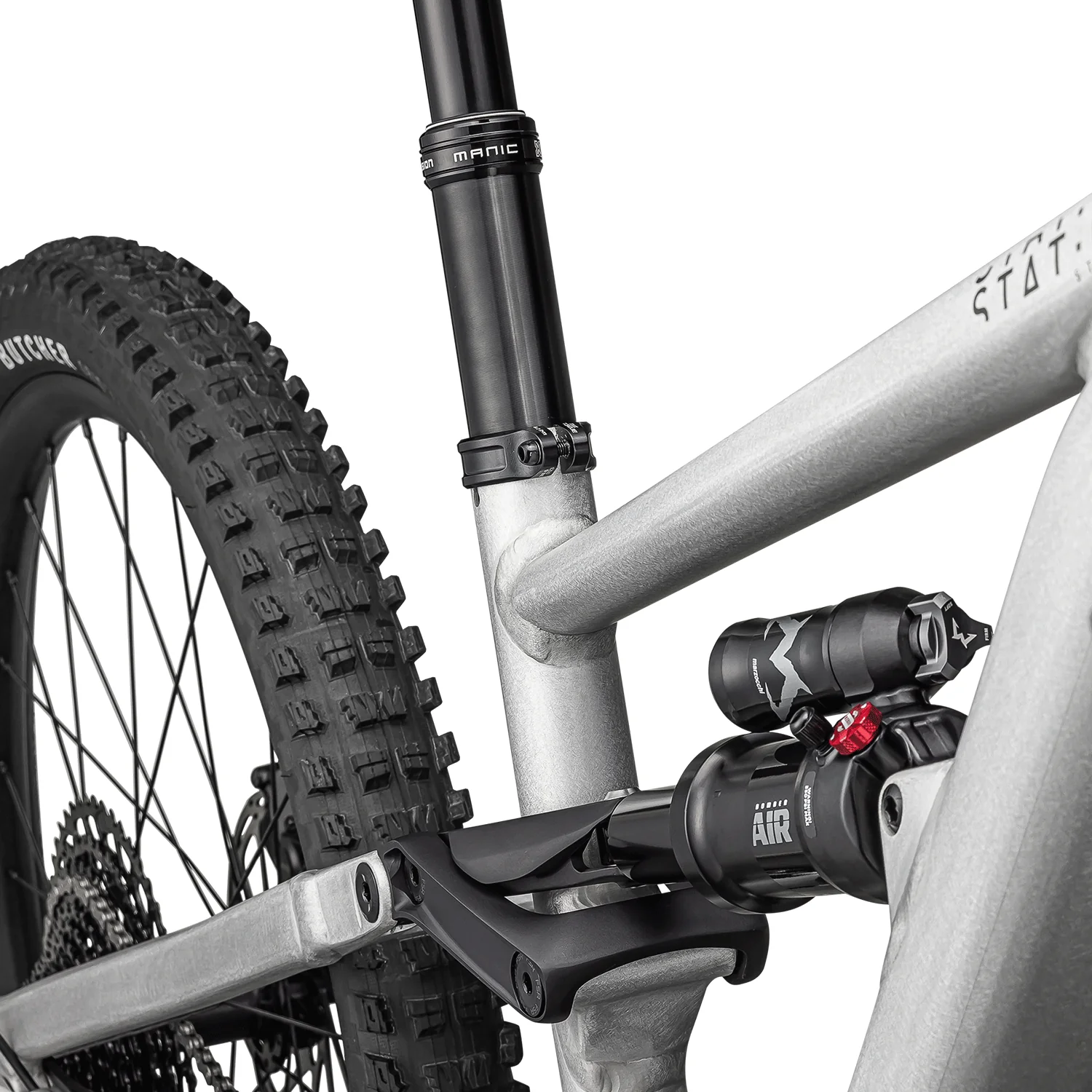 Specialized Status 2 140 Zero 2024 Satin Aluminum/Obsidian - Image 4